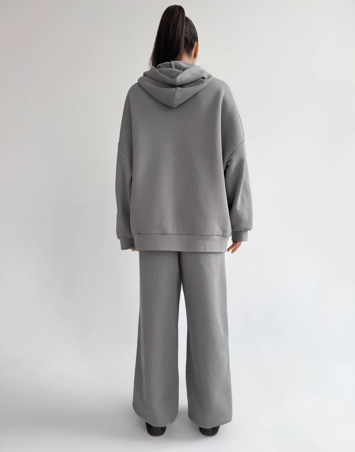 Комплект з начосом худі оверсайз та джогери базові, темний сірий - Фото 2