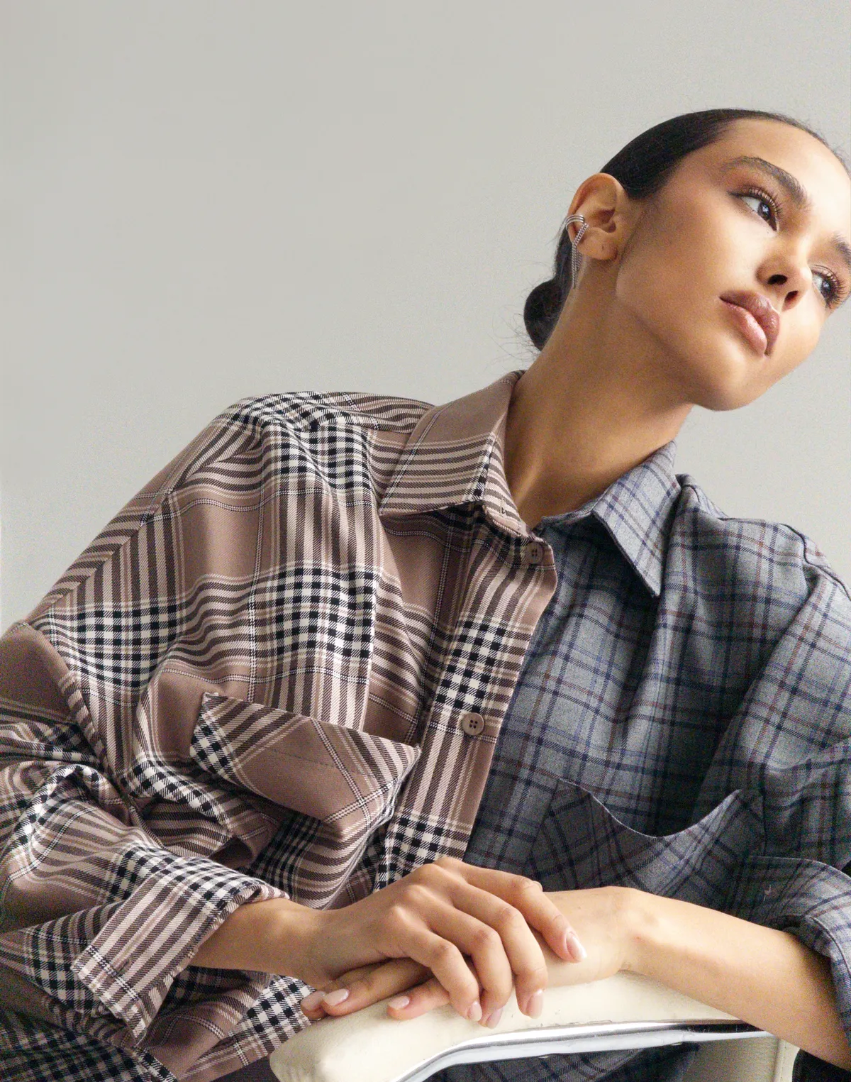 Двокольорова сорочка у клітинку, мокко клітинка та сіро-денімова - Фото 5
