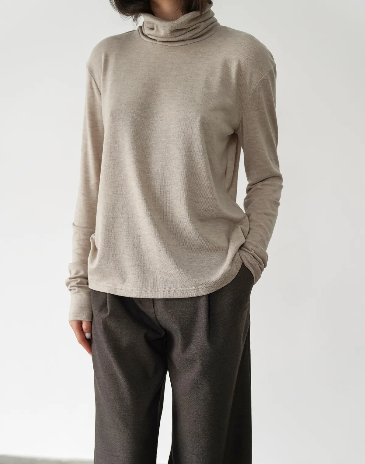 Гольф вільного крою, кавовий - Фото 1