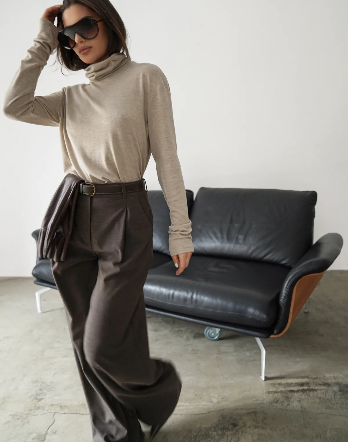 Гольф вільного крою, кавовий - Фото 3