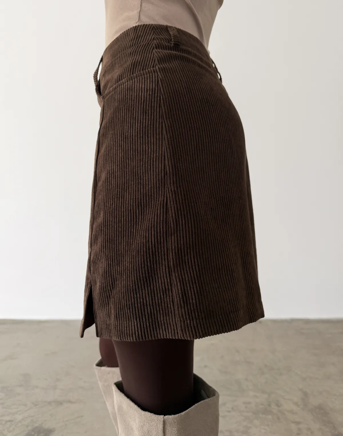 Спідниця міні вельветова, шоколадна - Фото 4