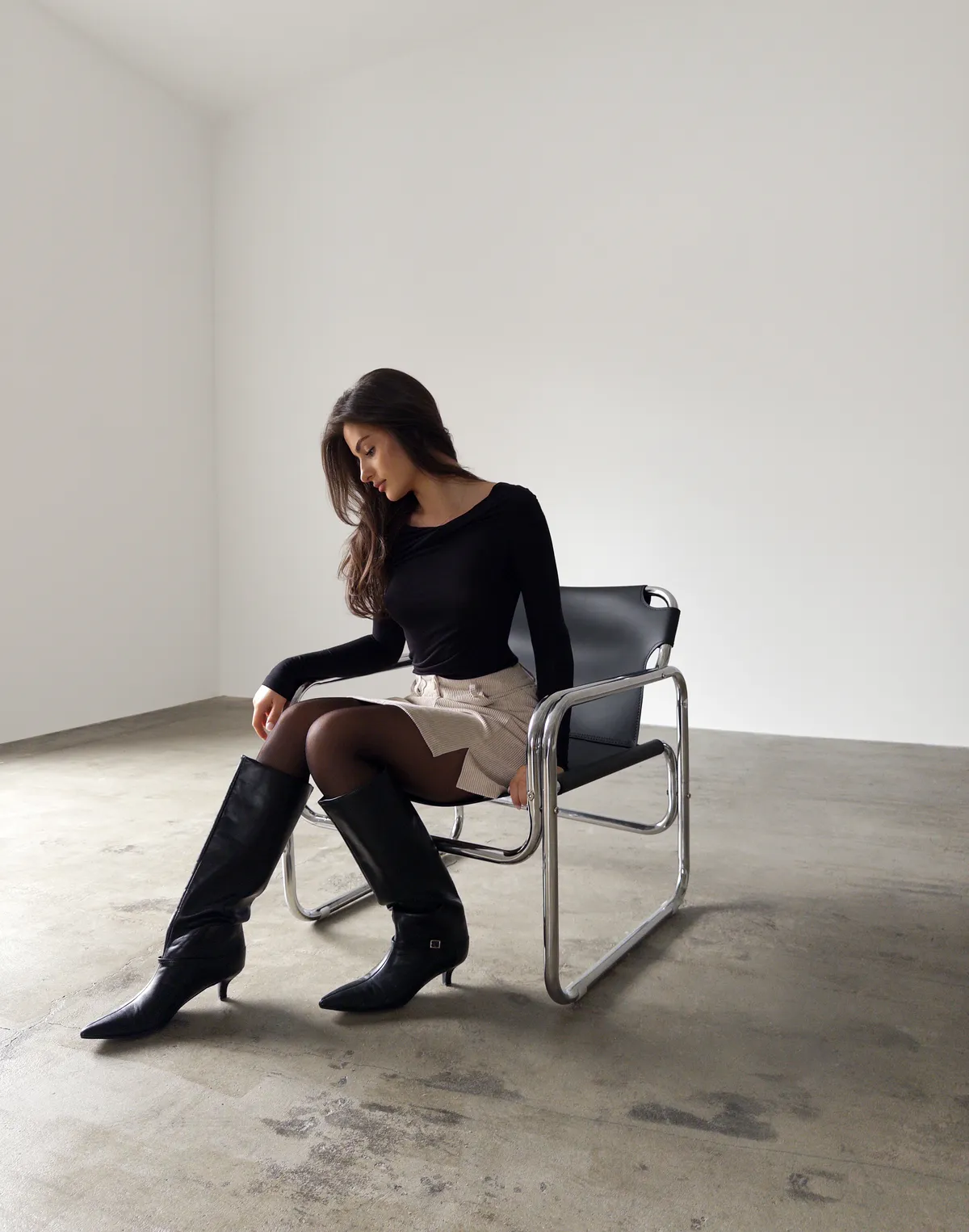 Спідниця міні вельветова, молочна - Фото 3