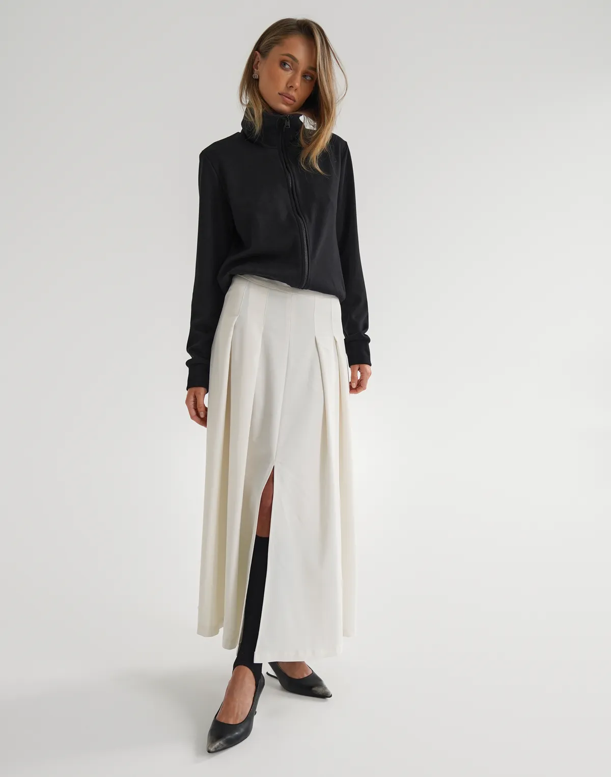 Спідниця максі у складку, молочна - Фото 4