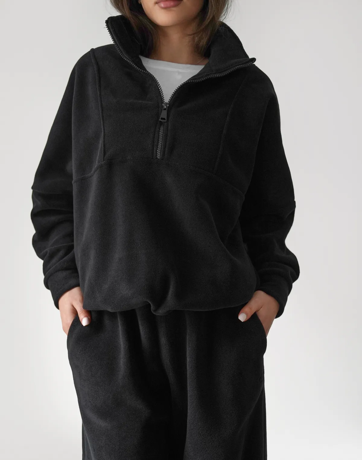 Світшот з декоративними швами флісовий, чорний - Фото 6