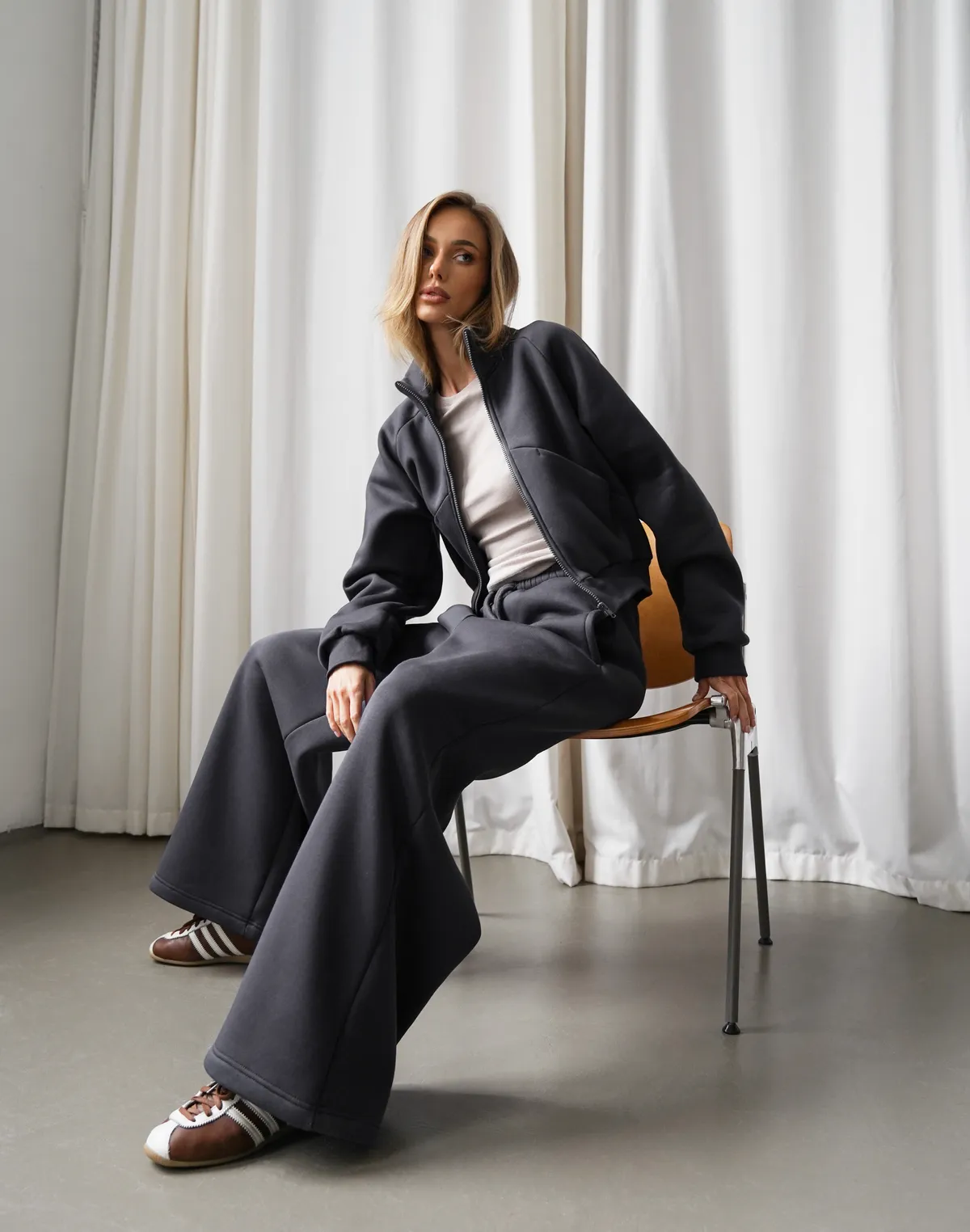 Штани вільного крою з начосом зимові, темний графіт - Фото 7