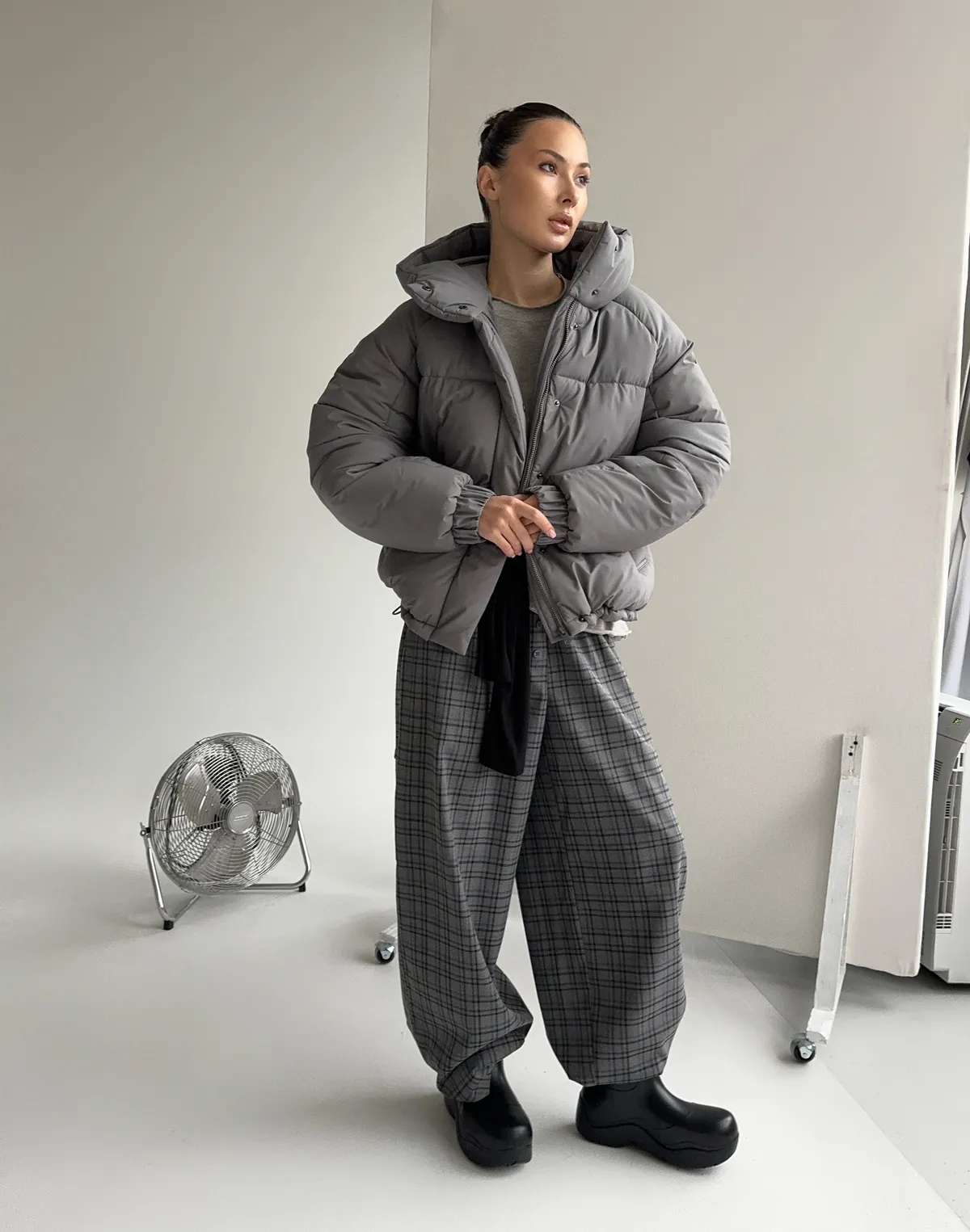 Штани у клітинку осінні у піжамному стилі, сіро-денімова клітинка - Фото 3