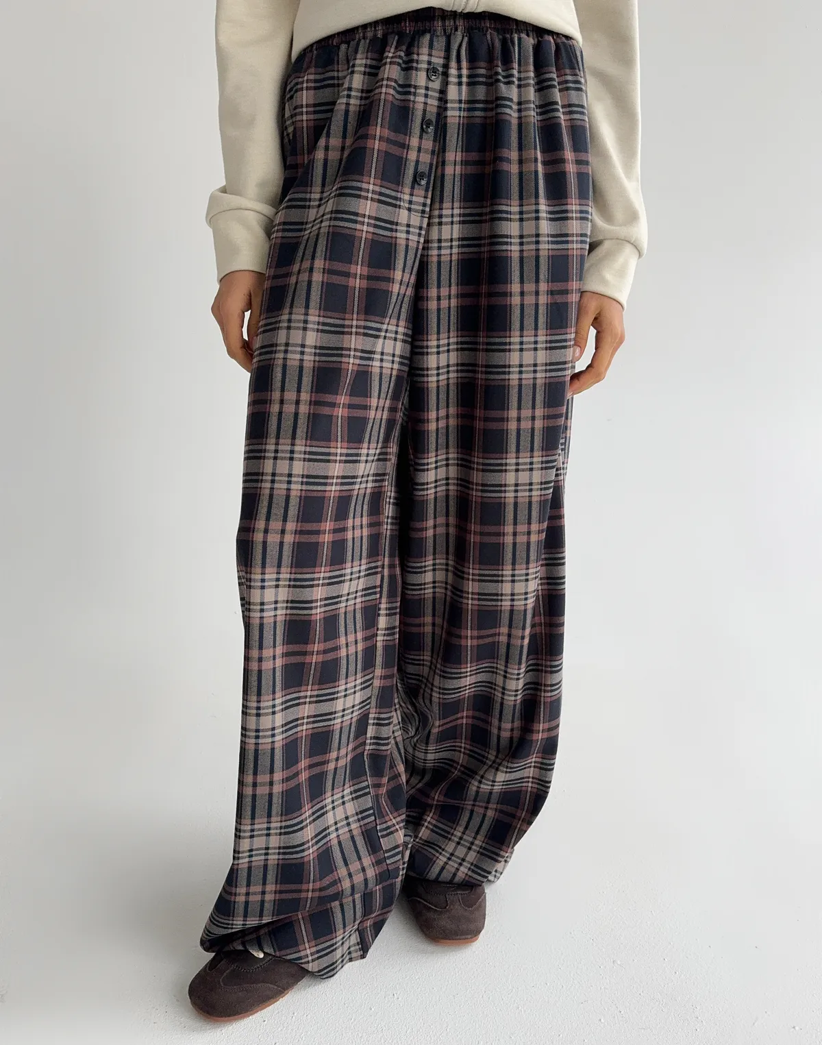 Штани у клітинку осінні у піжамному стилі, денімово-бежева клітинка - Фото 1