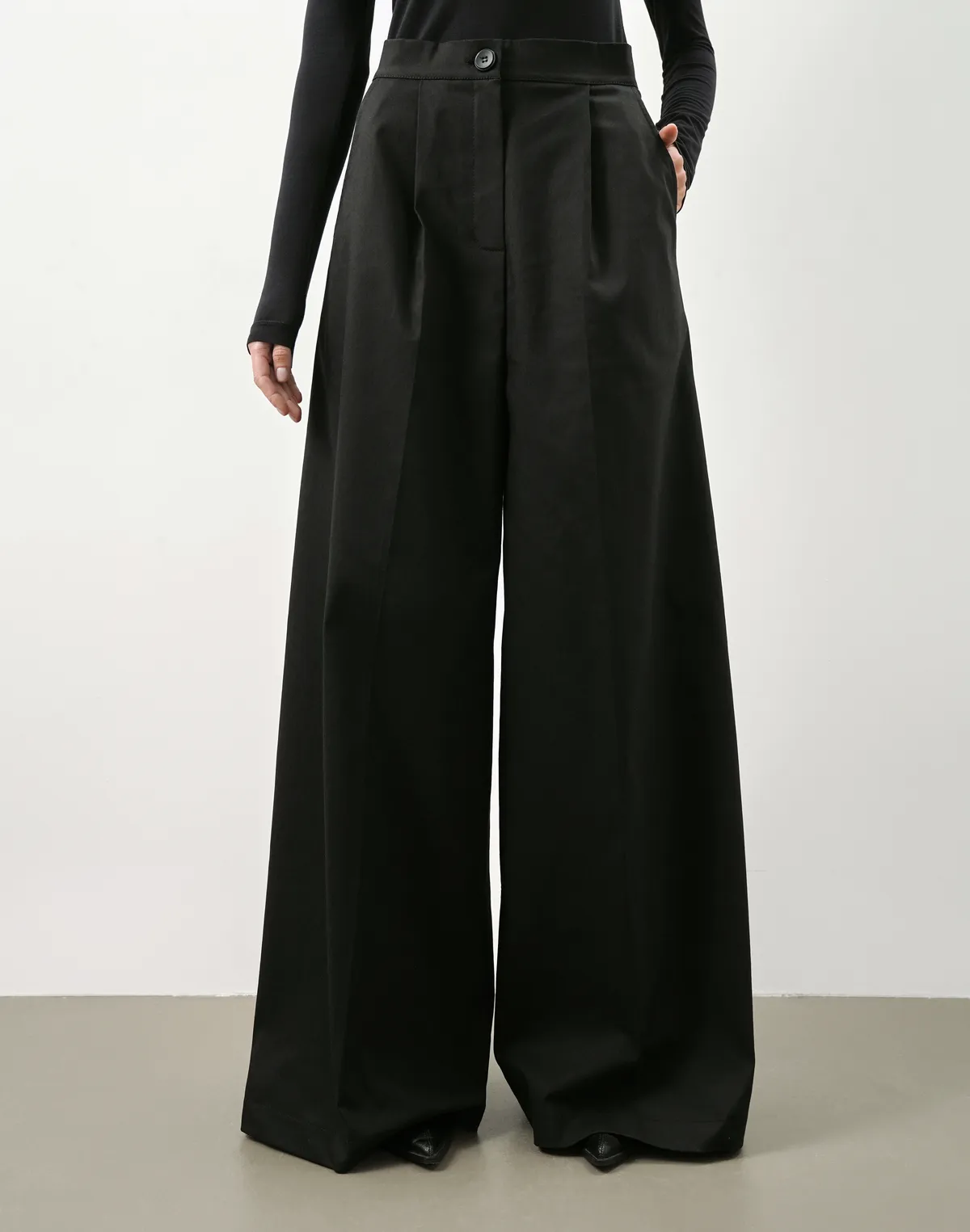 Штани базові котонові осінні оверсайз, чорні - Фото 7