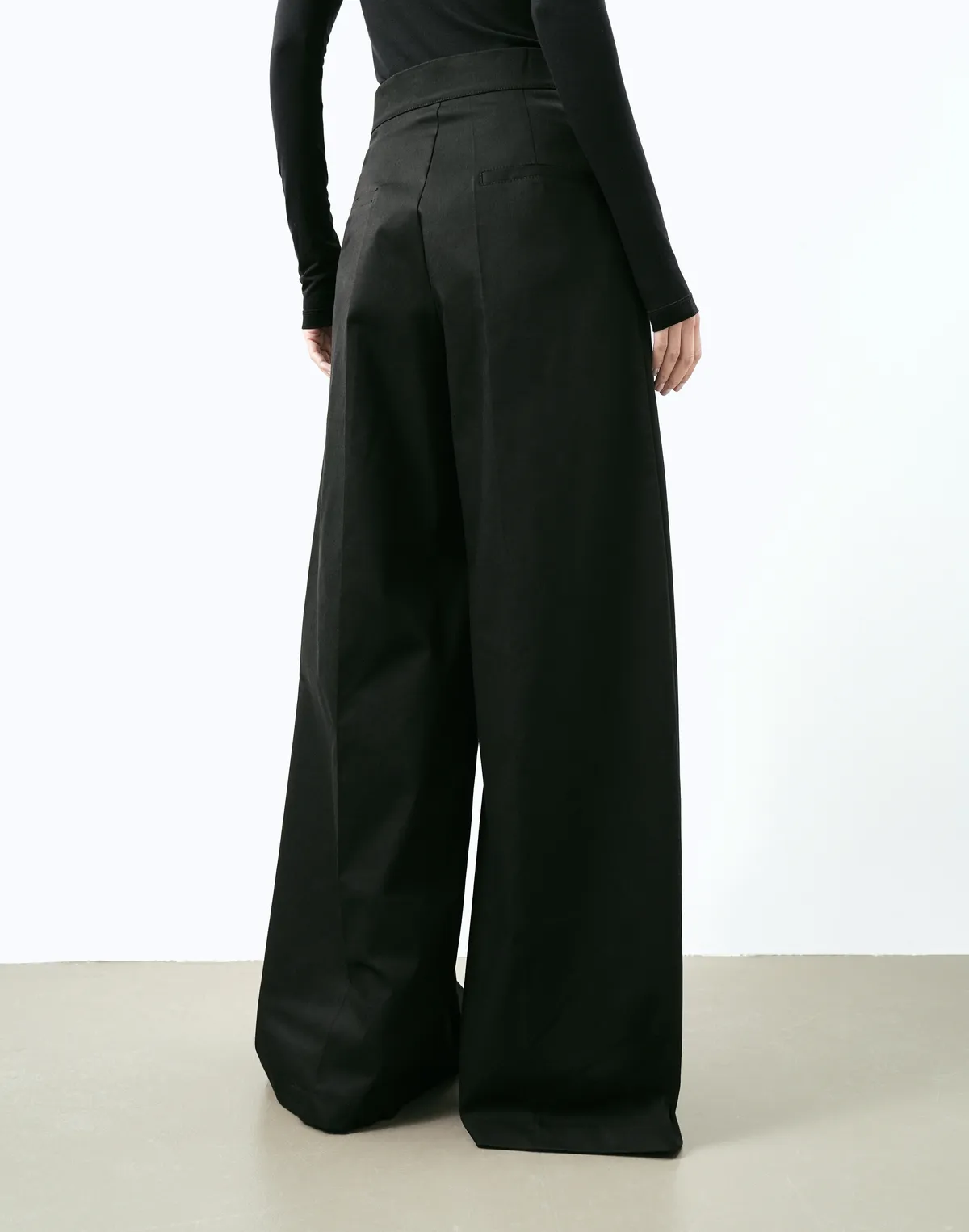 Штани базові котонові осінні оверсайз, чорні - Фото 2