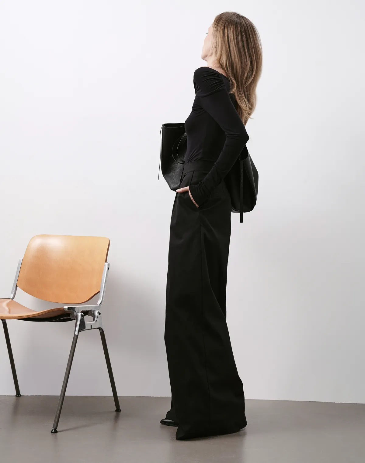 Штани базові котонові осінні оверсайз, чорні - Фото 3