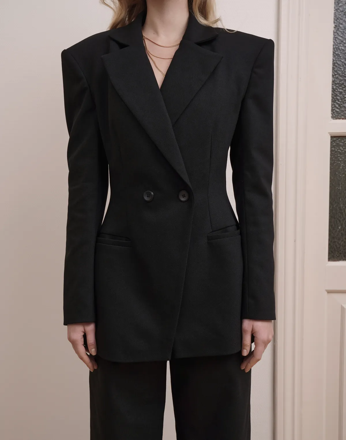 Жакет з акцентною талією, чорний - Фото 1