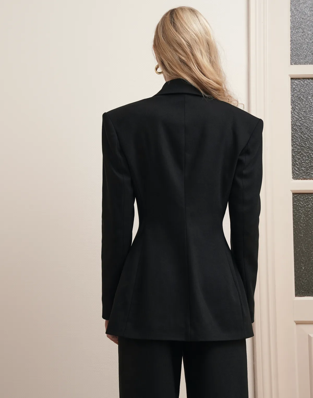 Жакет з акцентною талією, чорний - Фото 2