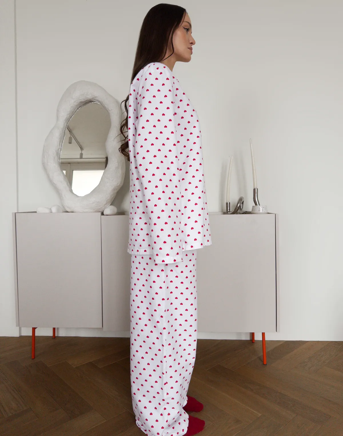 Комплект піжамний байковий сорочка та штани у сердечки, біло-червоні - Фото 8