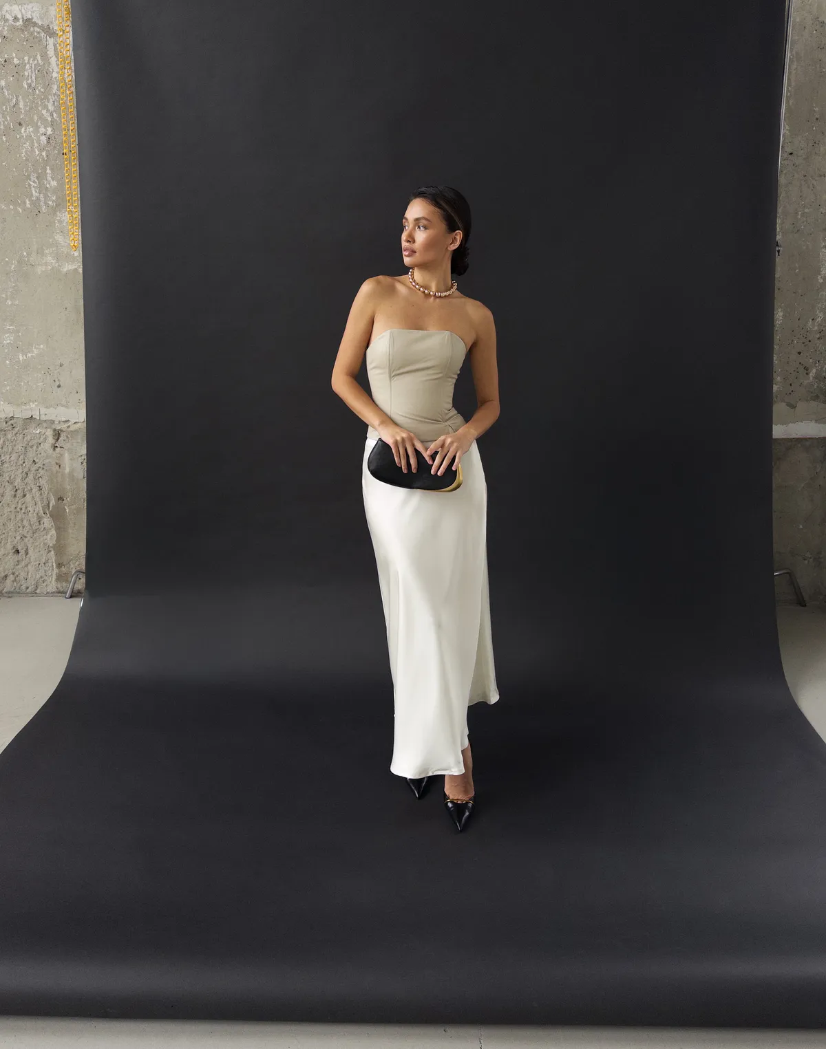 Корсет з екошкіри з зав`язками на спині, холодний беж - Фото 4