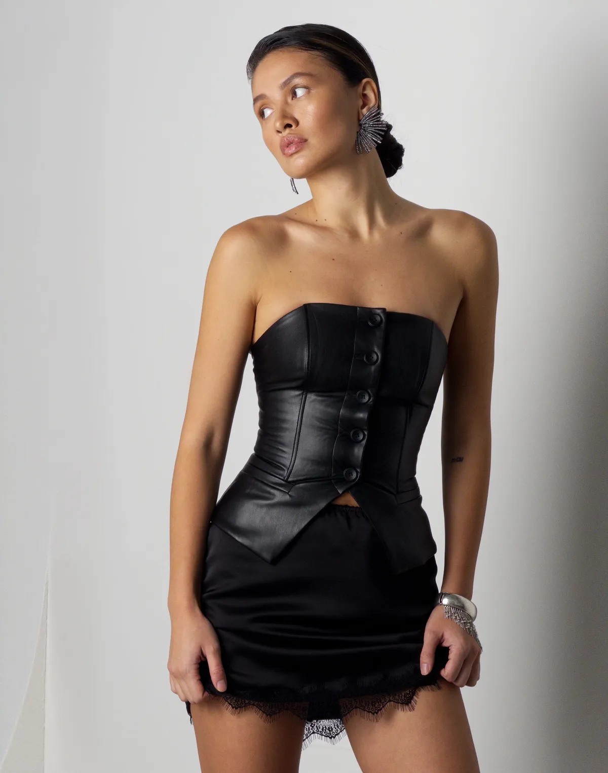 Корсет на ґудзиках з екошкіри, чорний - Фото 4