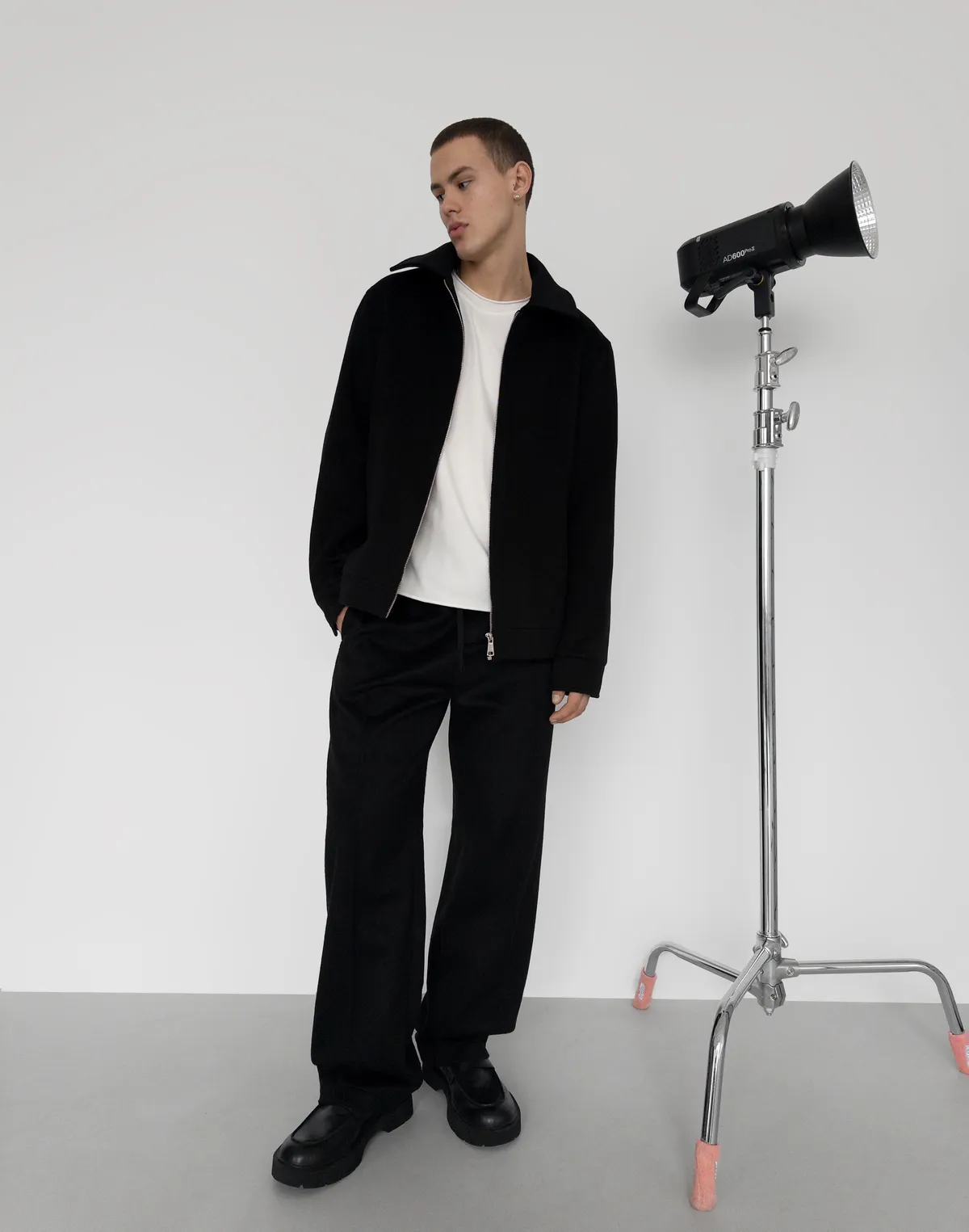 Чоловічі базові штани зимові з вовняної тканини, чорні - Фото 7