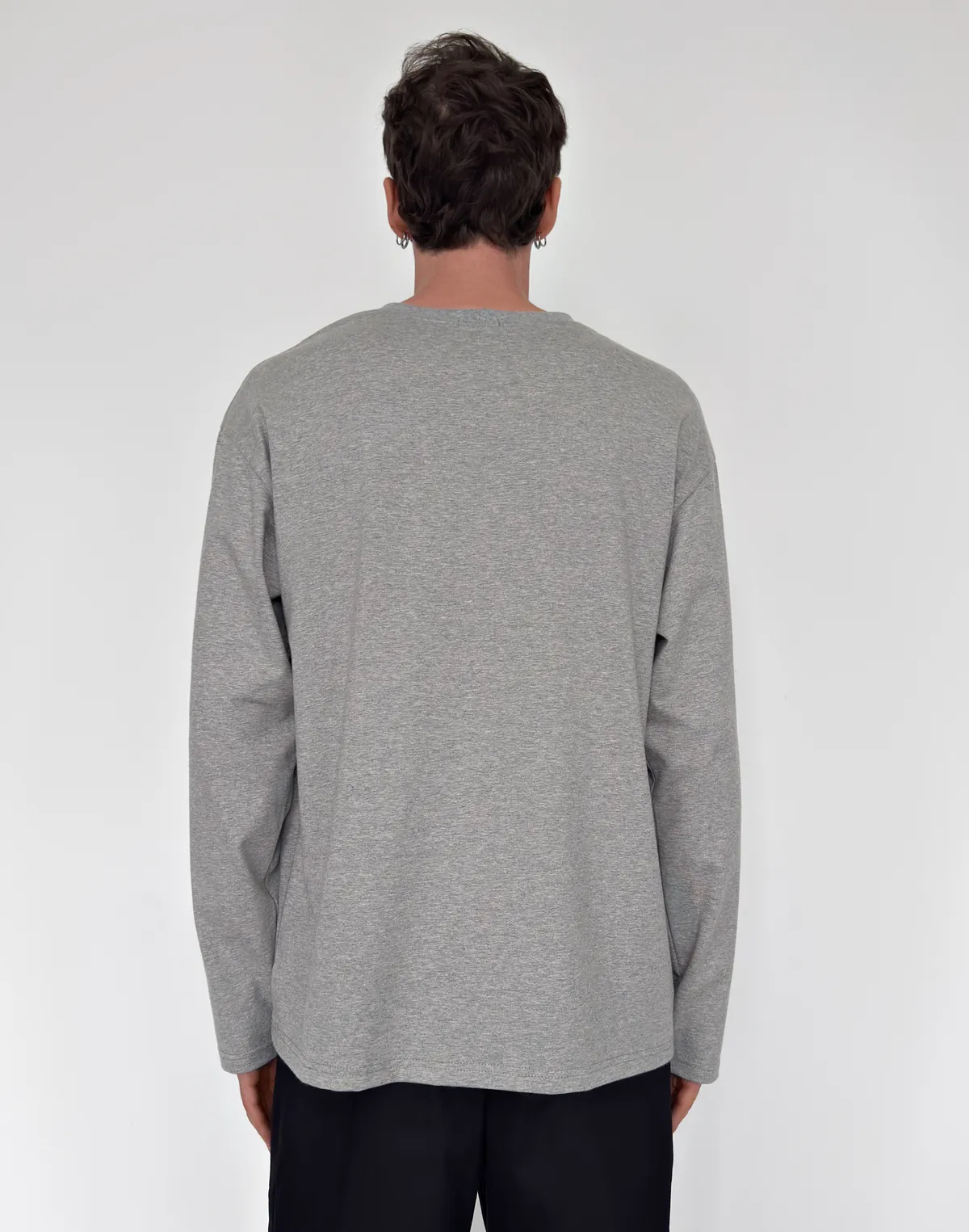 Лонгслів базовий чоловічий з м'якого бавовняного матеріалу, сірий меланж - Фото 2