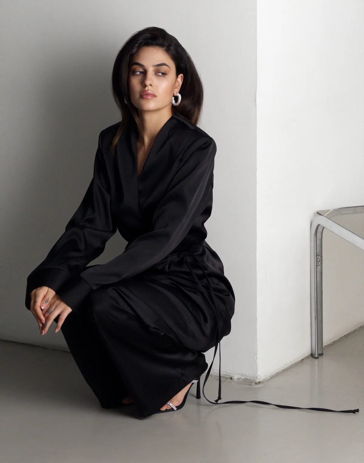 Сорочка-кімоно зі святкової колекції, чорна - Фото 5