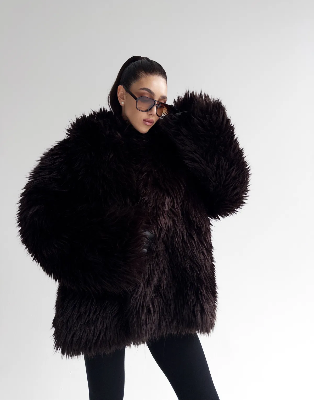 Двухстороння шуба-куртка зимова, коричнева - Фото 5