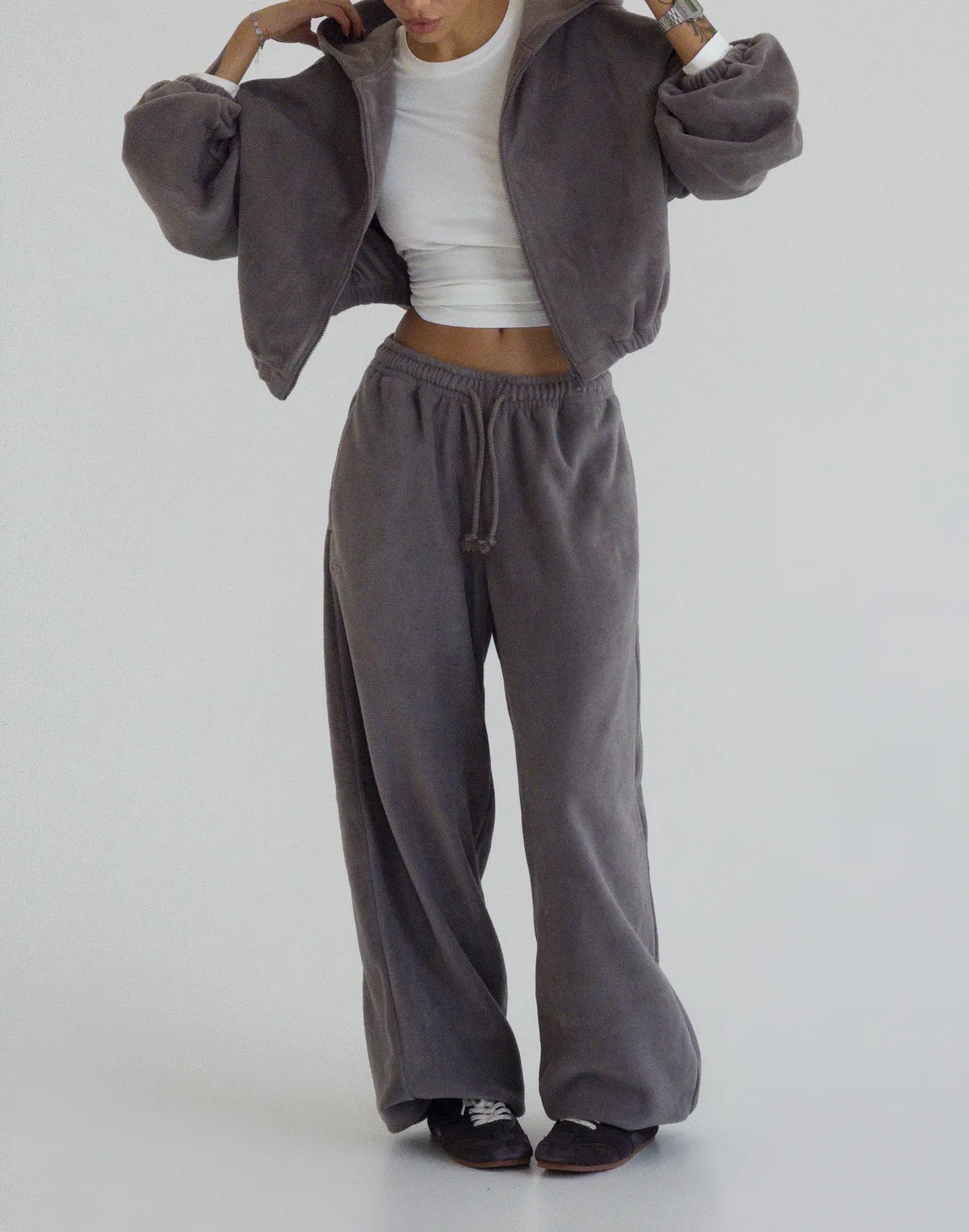 Комплект флісовий зіпер із затяжкою та штани вільного крою, сірий димчатий - Фото 1