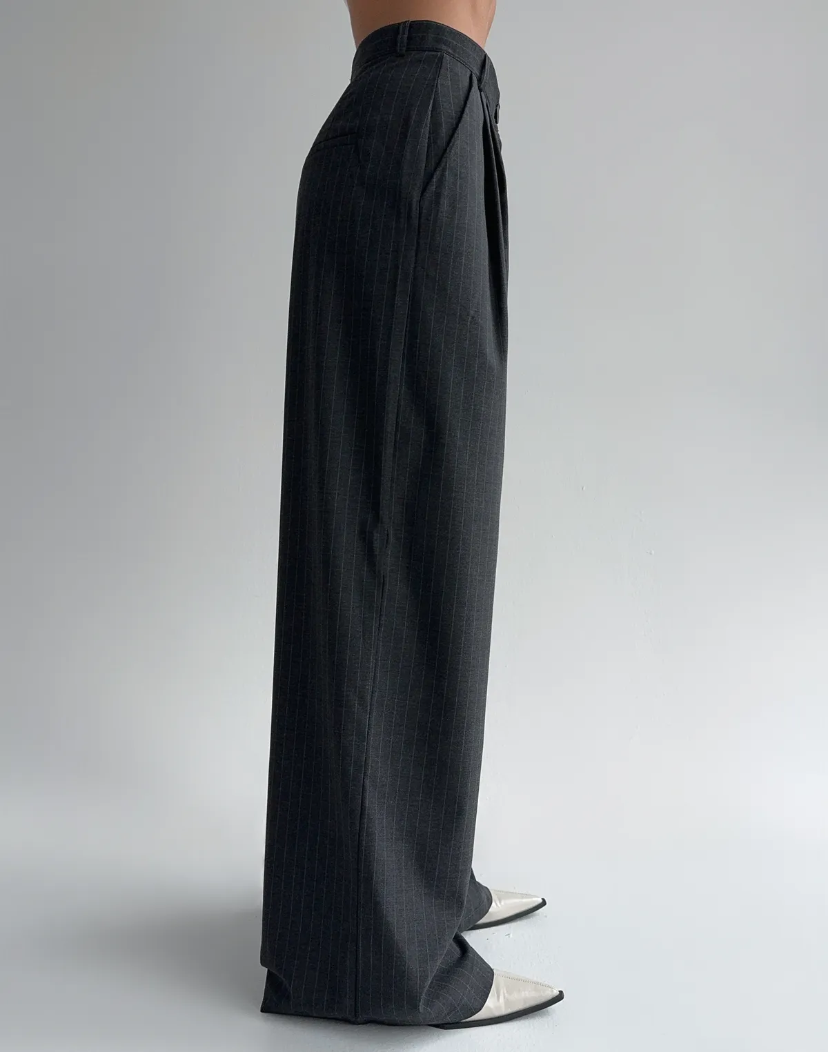 Штани у смужку із защіпами, графіт - Фото 6