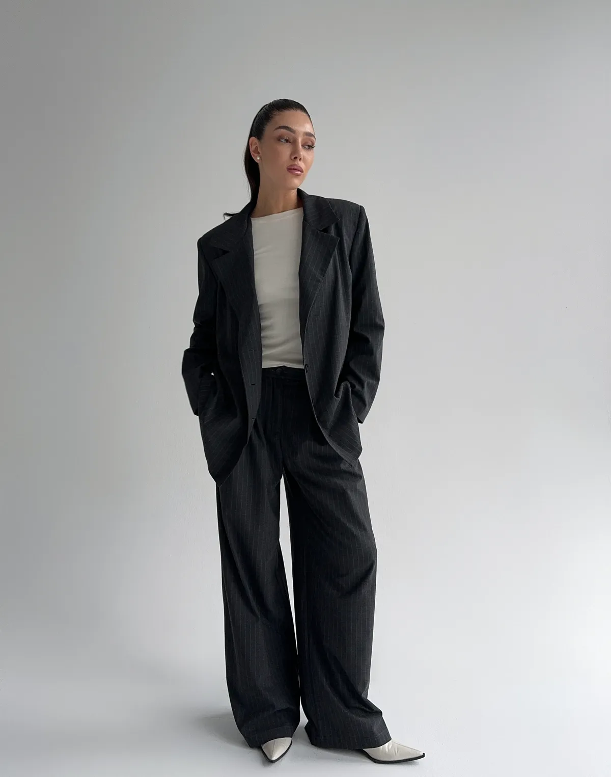 Штани у смужку із защіпами, графіт - Фото 7