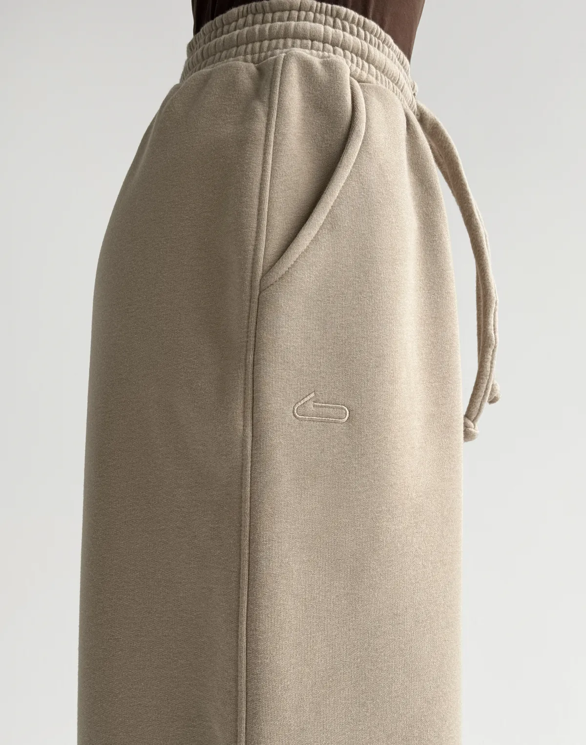 Штани з начосом на затяжках по низу, лате - Фото 6