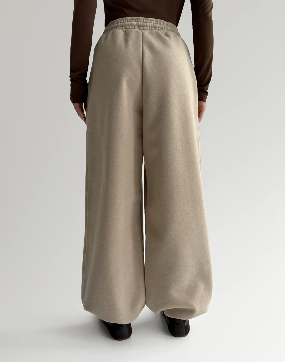 Штани з начосом на затяжках по низу, лате - Фото 2