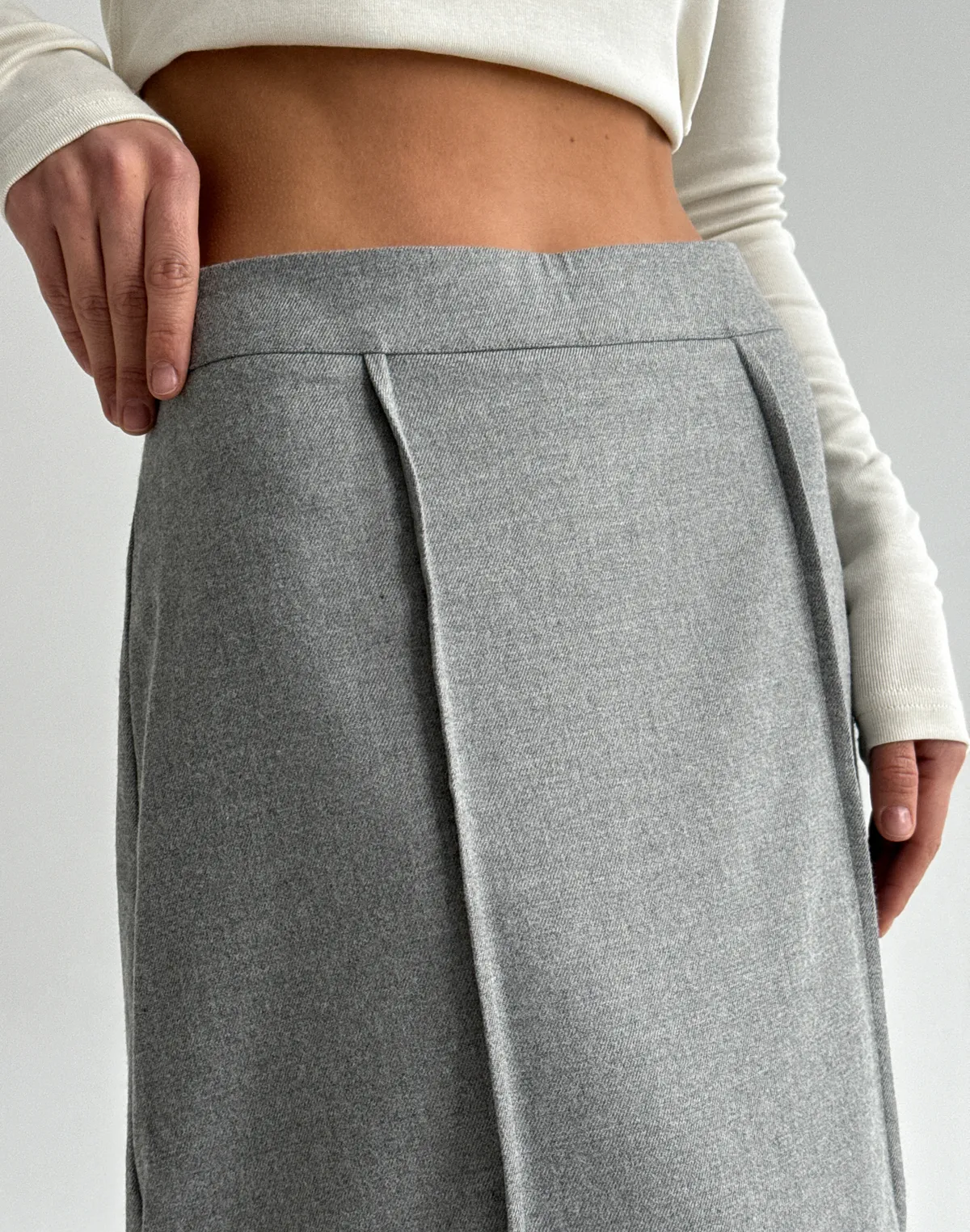 Spódnica midi z dekoracyjnymi szwami, idealna na sezon jesienno-zimowy, szary - Фото 5