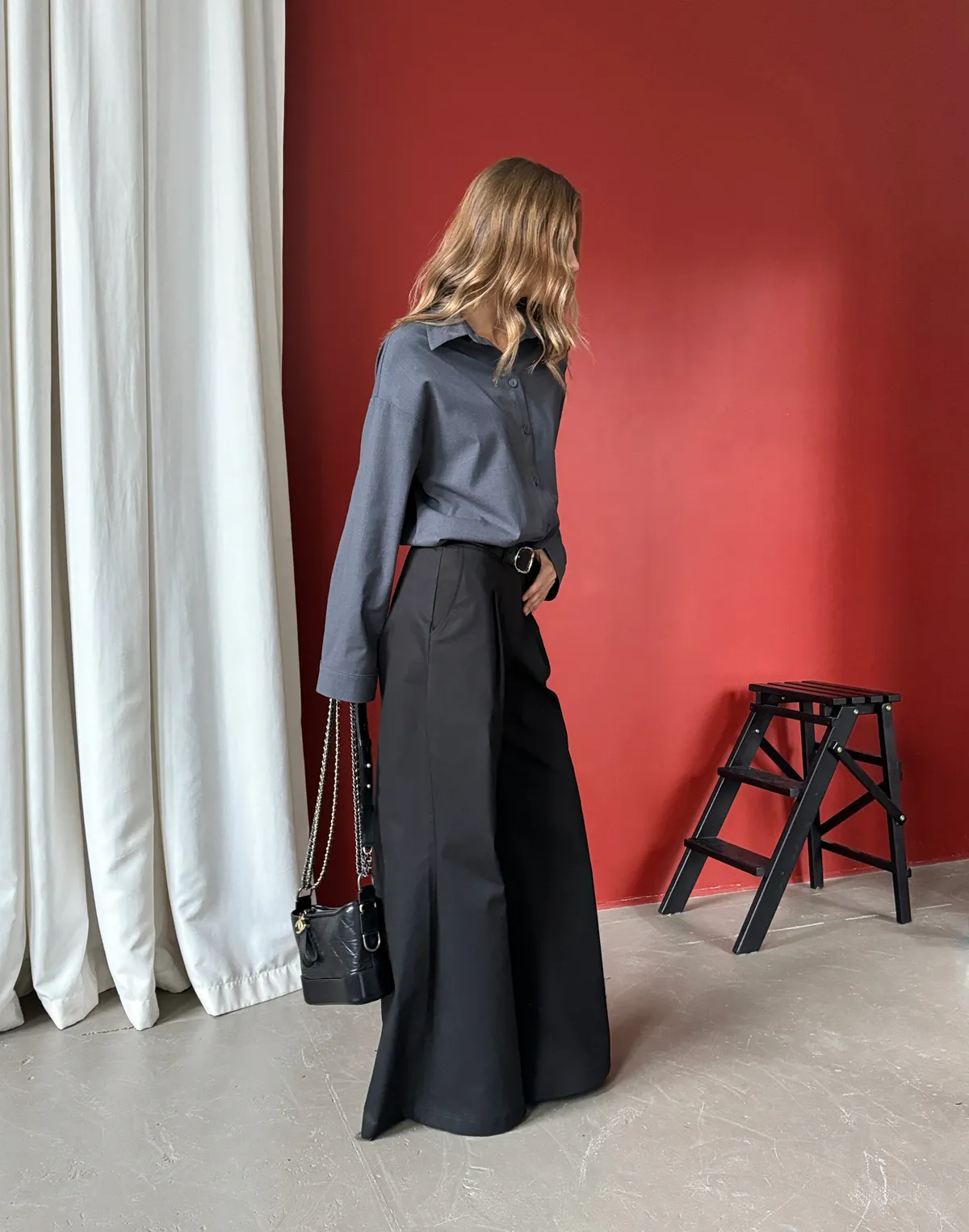 Штани базові котонові прямого крою, чорні - Фото 8