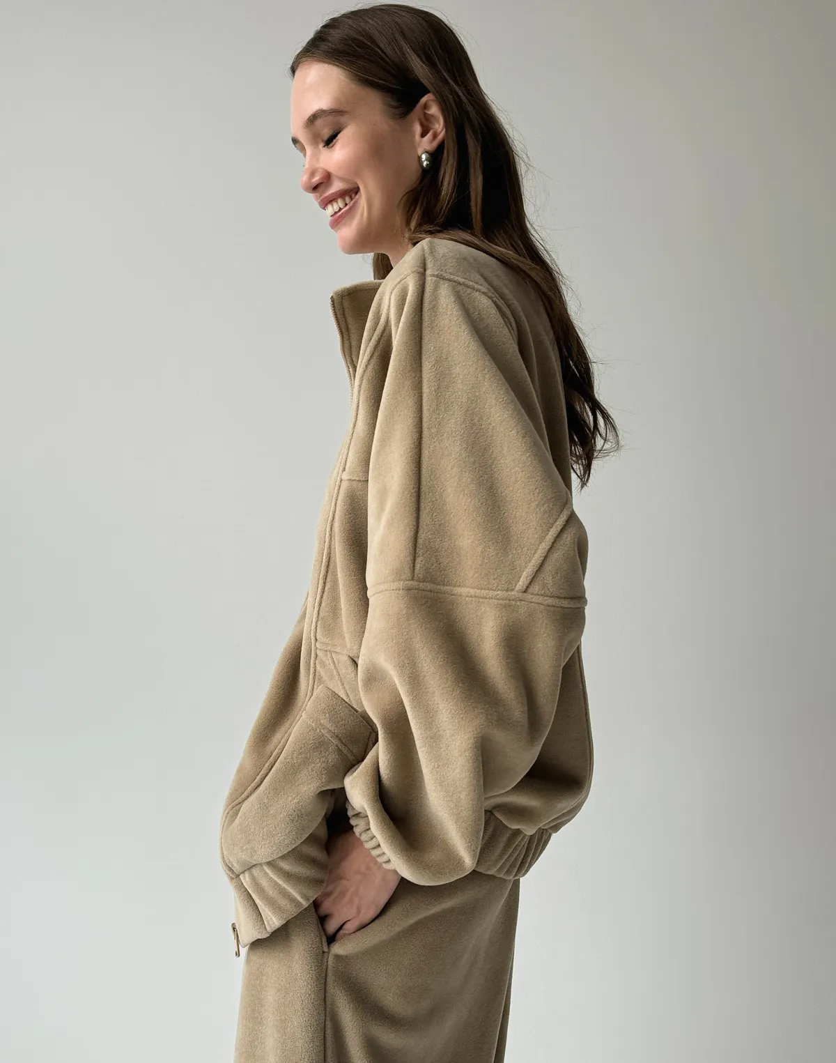 Зіпер оверсайз флісовий з декоративними швами, бежевий - Фото 8