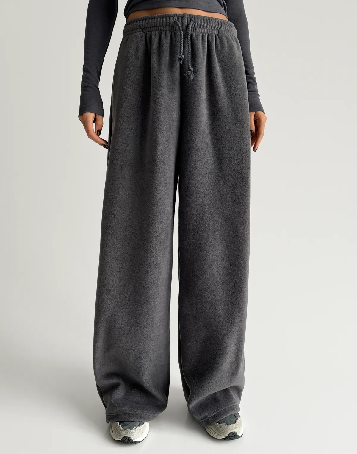 Штани жіночі спортивні флісові вільного крою, темно-сірий - Фото 1