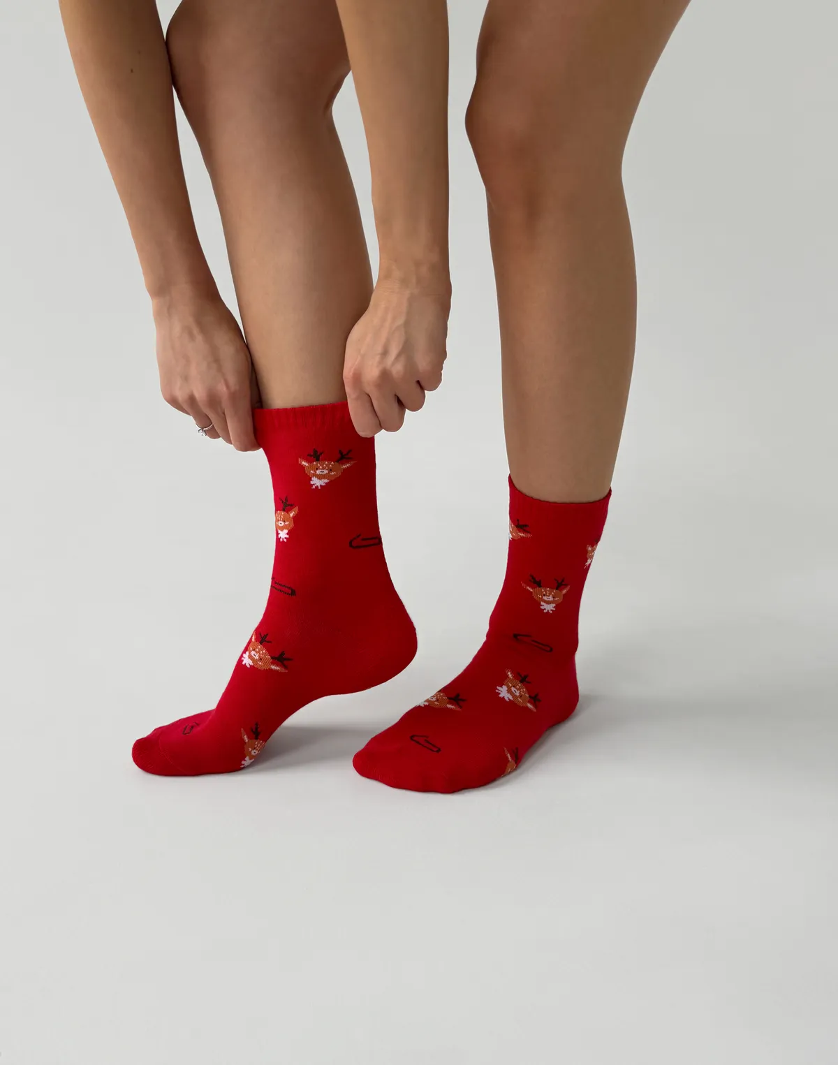 Zimowe skarpetki z noworocznym wzorem „renifery”, czerwone - Фото 3