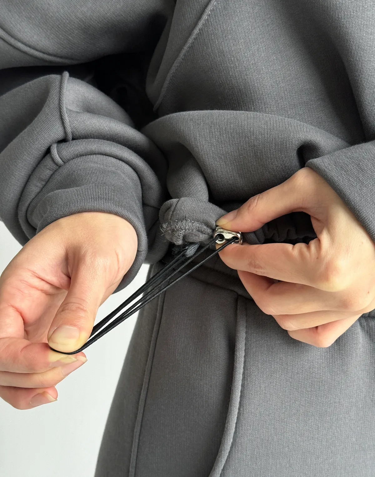 Худі оверсайз з декоративним швом, темно-сірий - Фото 7