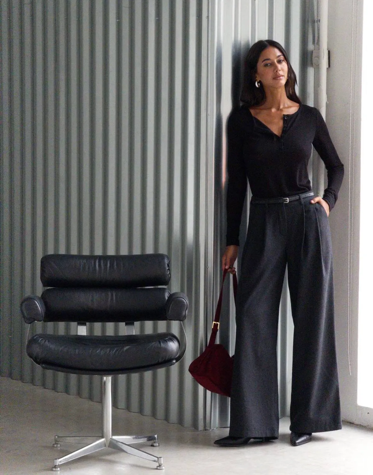 Тонкий ремінь з натуральної гладкої шкіри, чорний - Фото 8