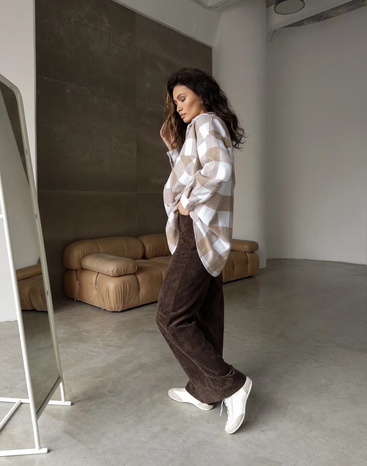 Ocieplana koszula w kratę, beżowo-biały - Фото 6