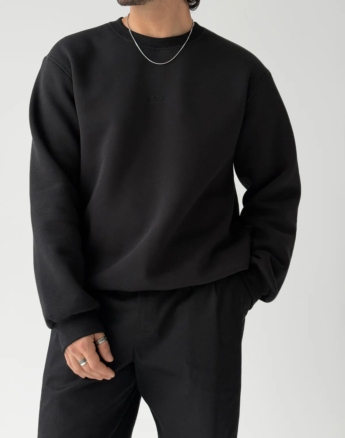 Світшот з начосом чоловічий, чорний - Фото 1