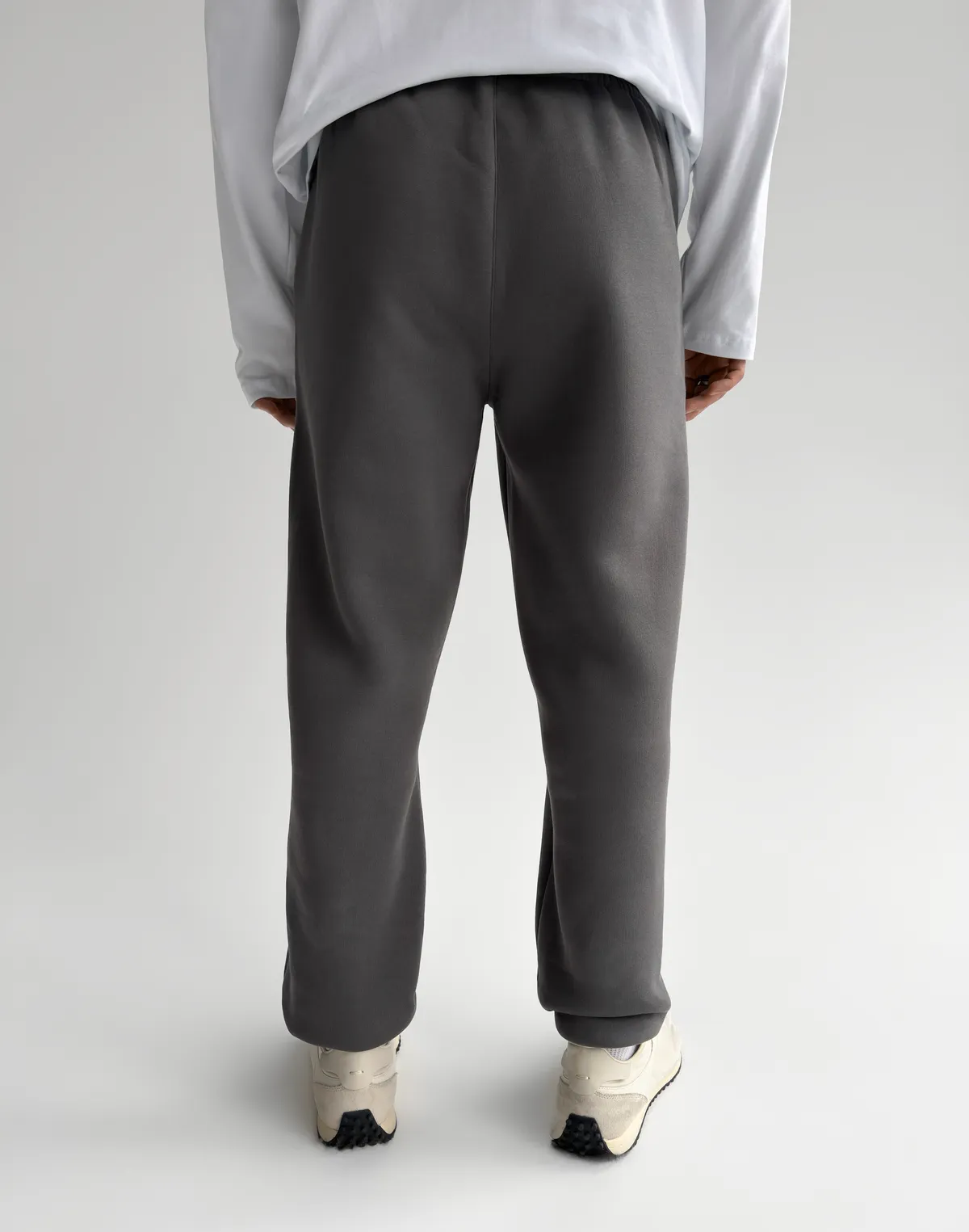 Штани спортивні з начосом чоловічі, темно-сірі - Фото 2