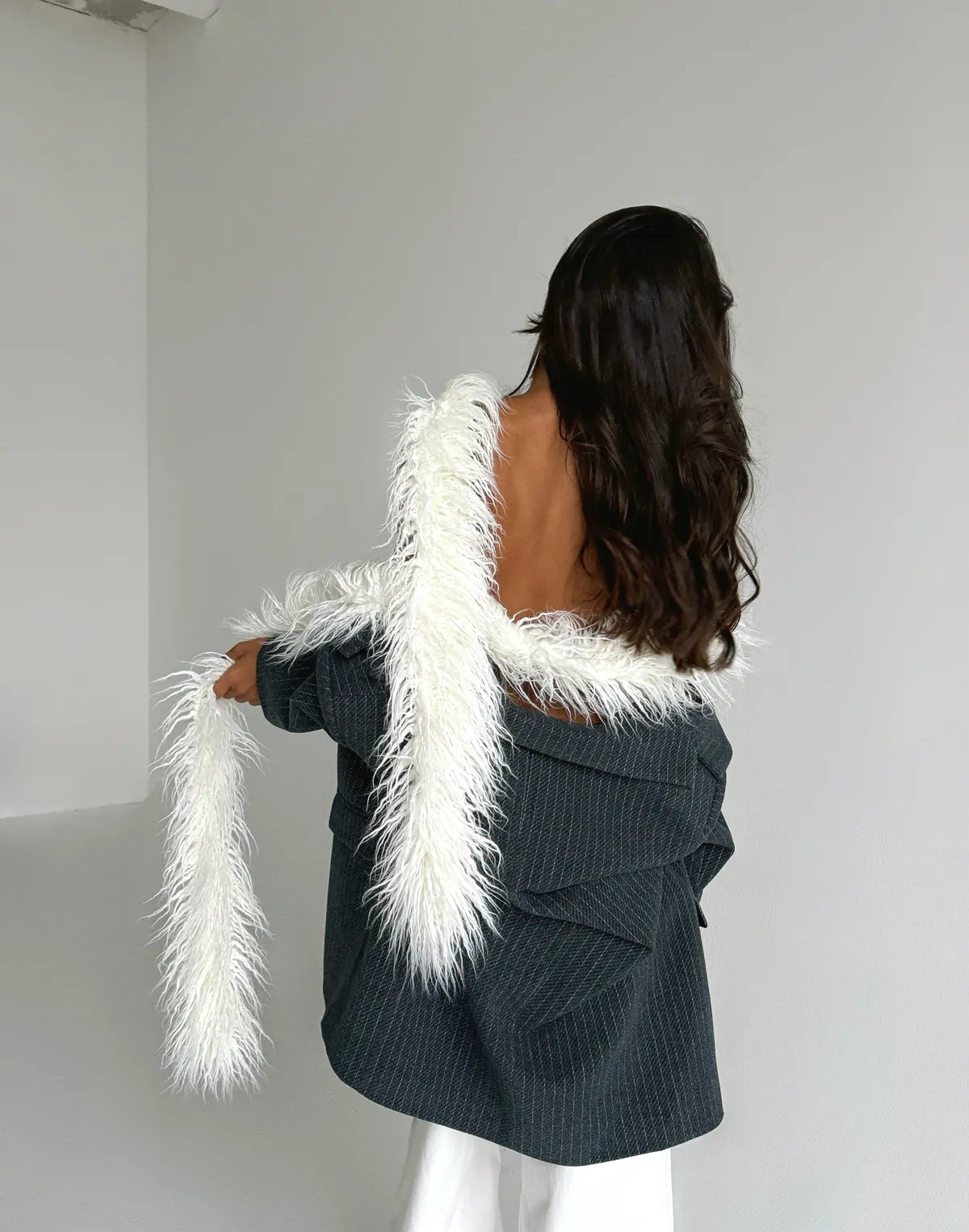 Шарф з екохутра, екрю - Фото 2