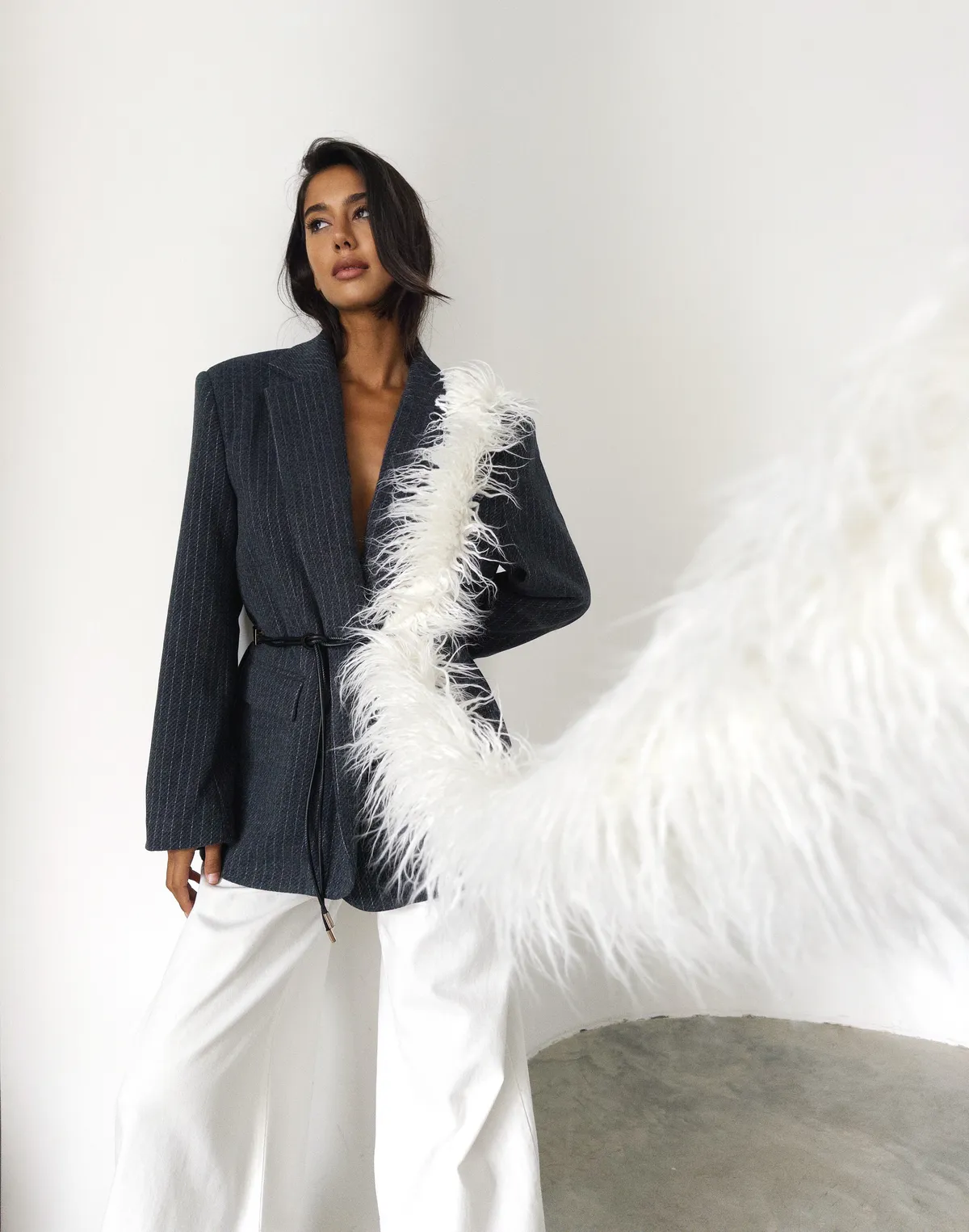 Шарф з екохутра, екрю - Фото 3