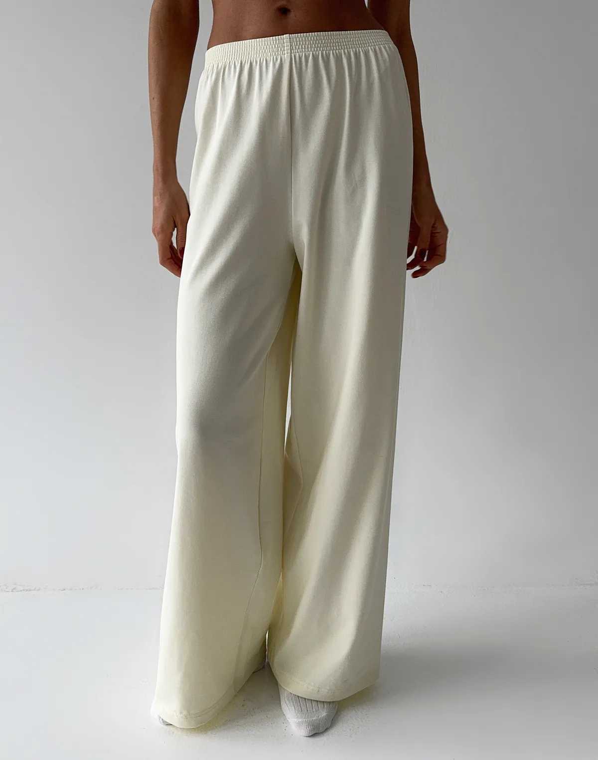 Піжамні штани з ніжної бавовняної тканини, світло-жовті - Фото 1