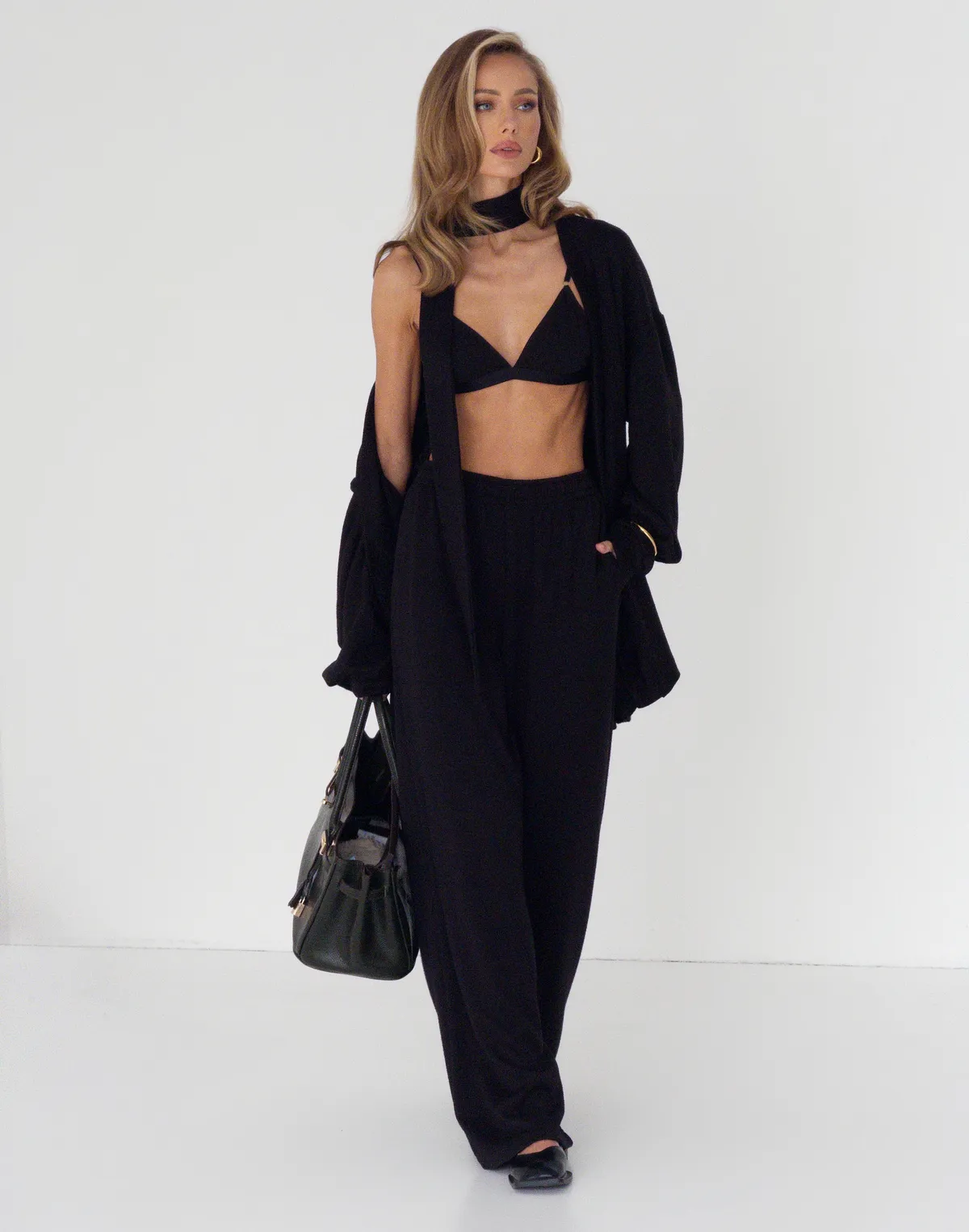 Кофта-кімоно з тканини з імітацією ангори, чорна - Фото 4