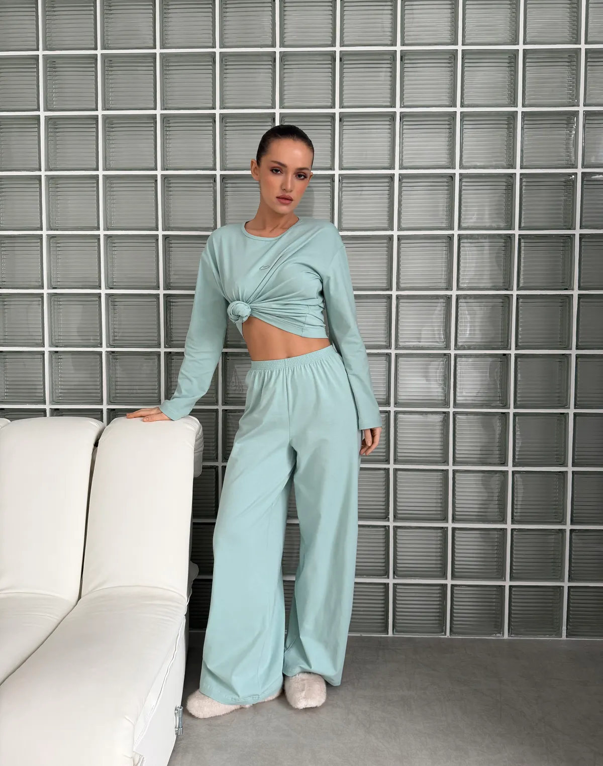 Комплект піжамний з ніжної бавовняної тканини лонгслів та штани, ментолові - Фото 1