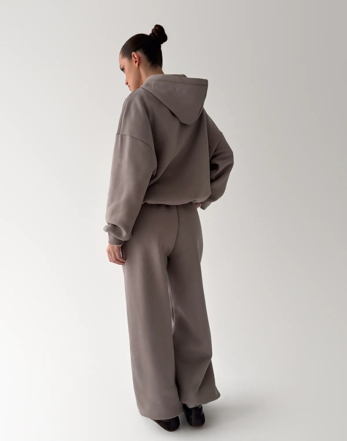 Комплект з начосом худі з блискавкою до середини та джогери оверсайз, сіро-кавові - Фото 2