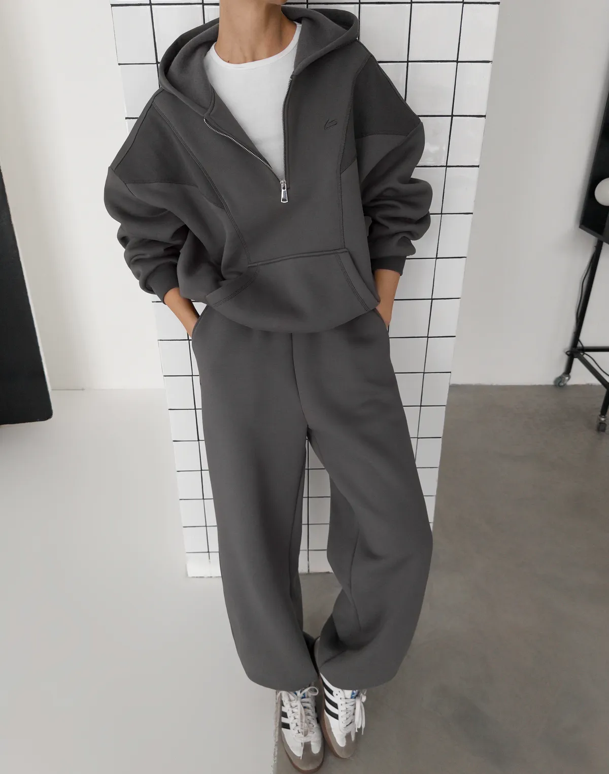 Комплект з начосом худі з блискавкою до середини та джогери оверсайз, темно-сірі - Фото 1