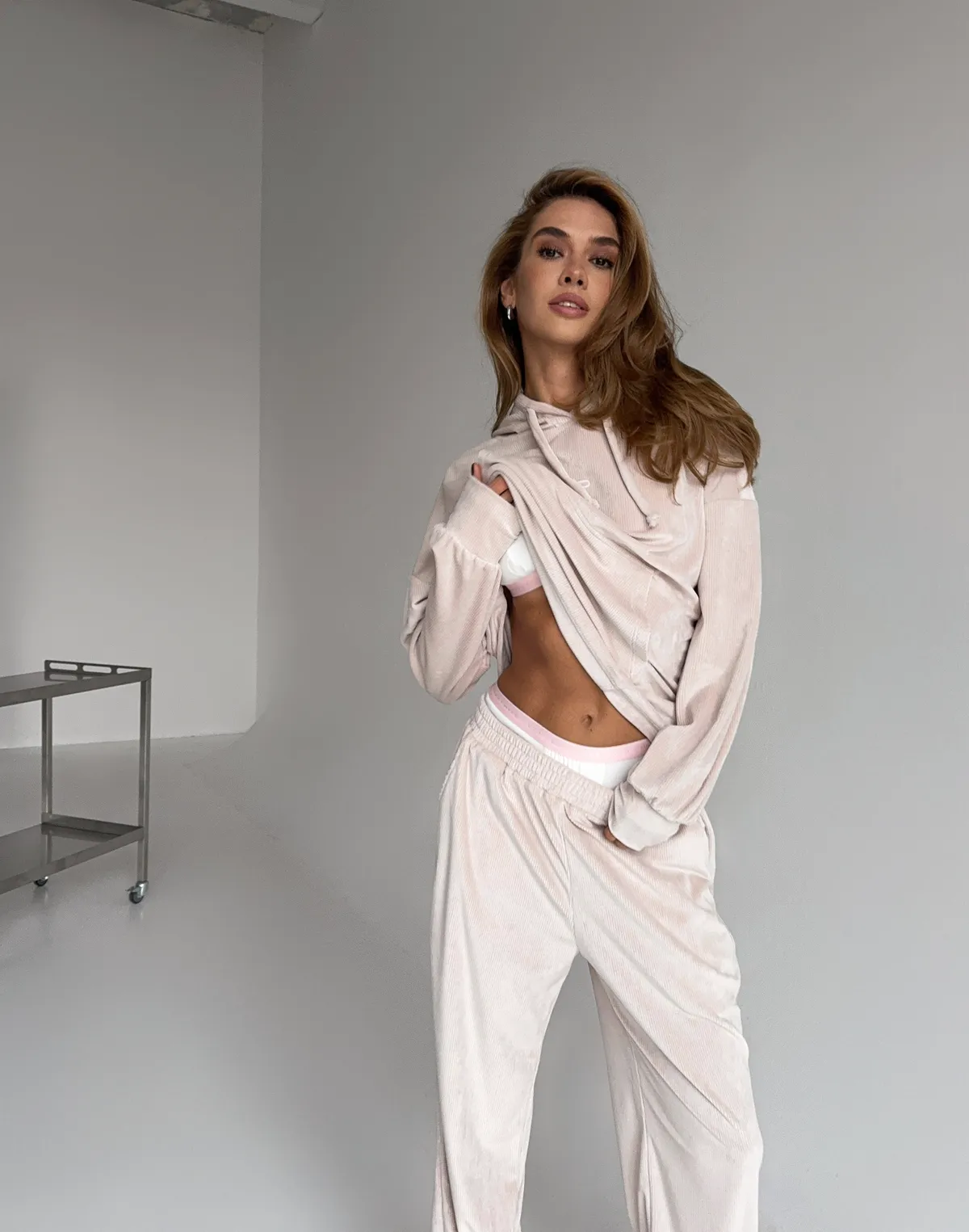 Комплект весняний вельветовий худі та штани спортивні, пудровий беж - Фото 7