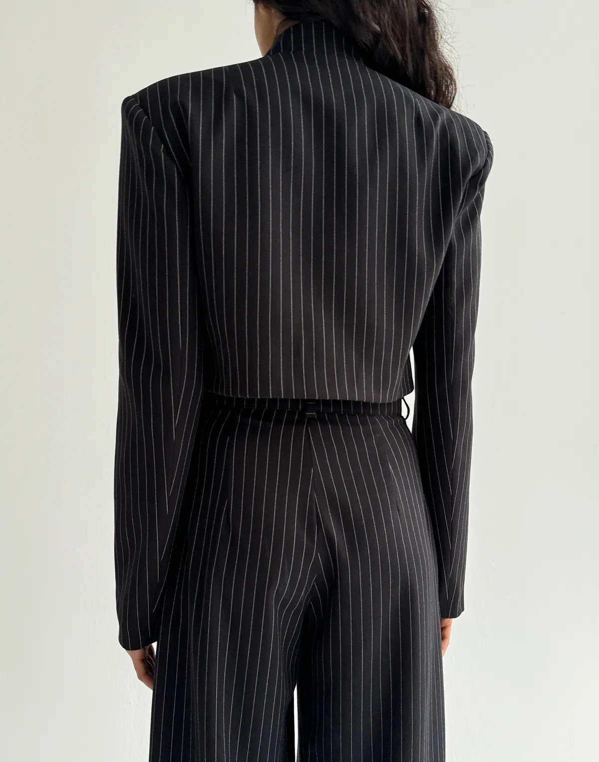 Жакет у смужку у азіатському стилі, чорний - Фото 2