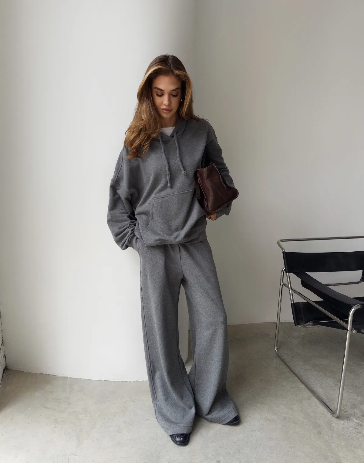 Худі оверсайз з кишенею, темний меланж - Фото 3