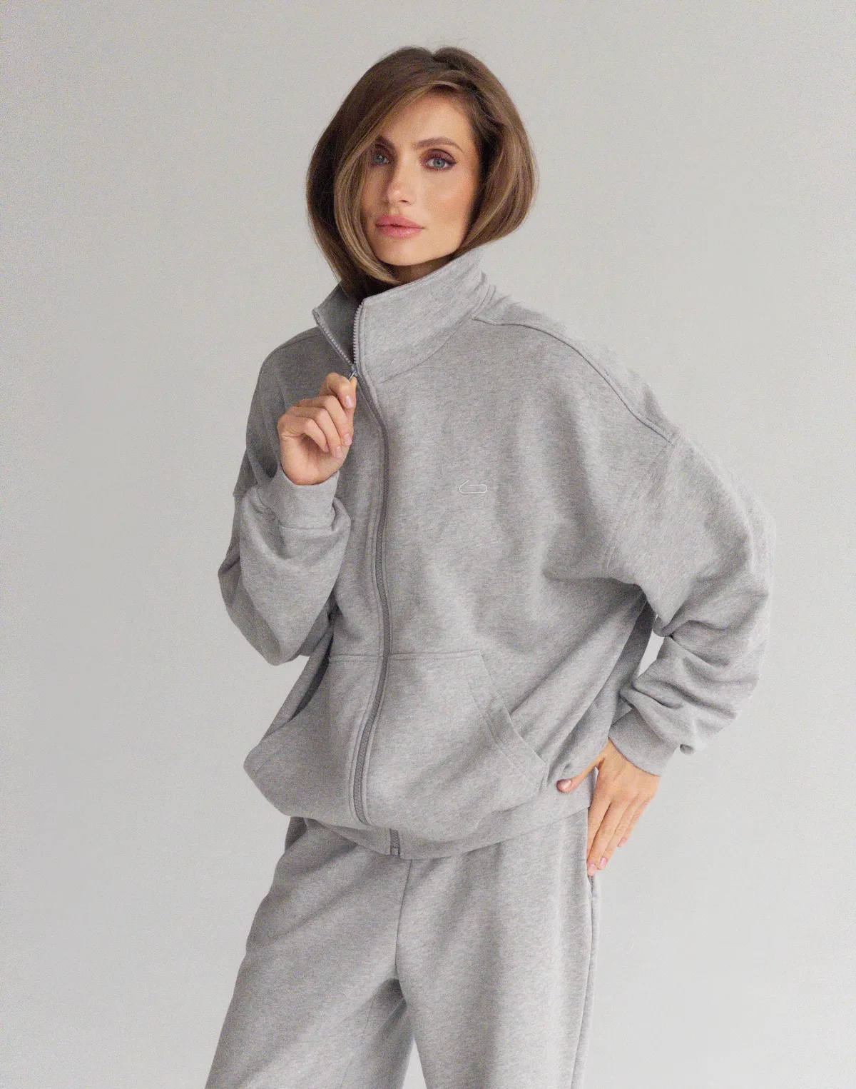Зіпер жіночий оверсайз з кишенею, сірий меланж - Фото 8
