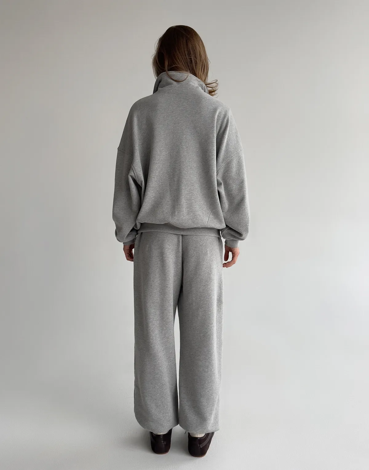 Комплект оверсайз зіпер з кишенею та джогери зі шнурком, сірий меланж - Фото 2